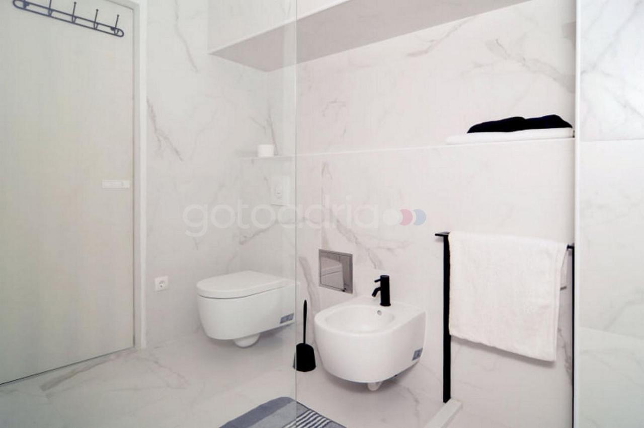 Beachfront Deluxe B&B Makarska Exterior photo
